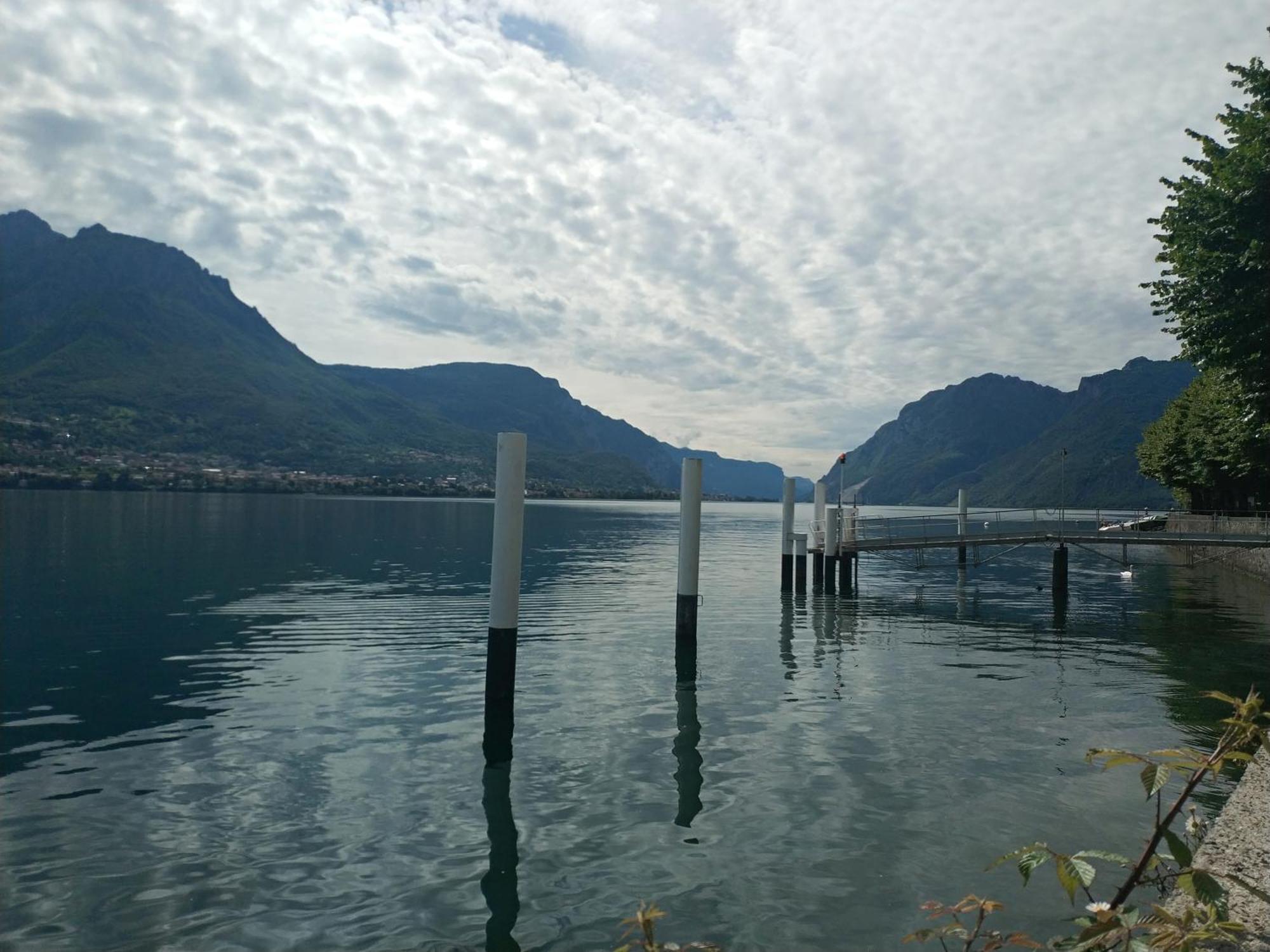 Apartment A Lago Private Beach And Parking Oliveto Lario Kamer foto